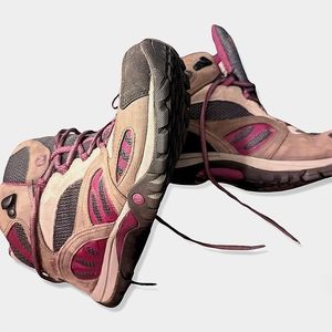 Gortex- HIKING SHOES - WOMEN'S - AZURA MID WTPF CASTLE ROCK/PURPLE